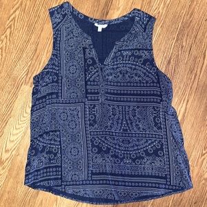 Women’s sleeveless blouse